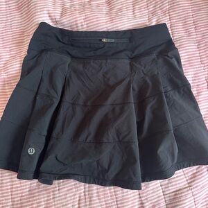 Lululemon Size 0 Black Skirt